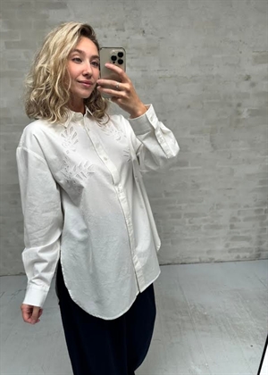 Loose skjorte with embroidery anglaise Hvid Stella Nova 
